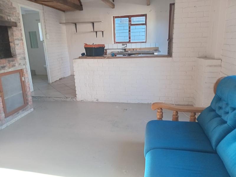 2 Bedroom Property for Sale in Albertinia Western Cape
